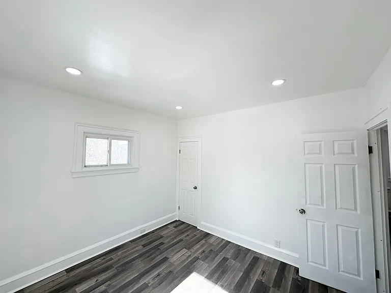4582 Turney Rd #B — Photo 11