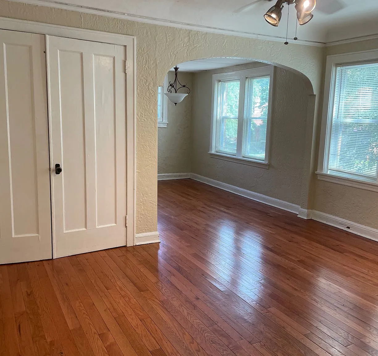 1 bed, 750 sqft, $1,150 — Photo 4
