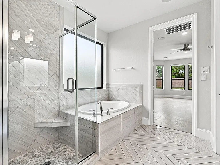 15026 Joe Lair Dr — Photo 24