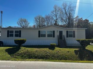 539 Queen St, Simpson, NC 27879