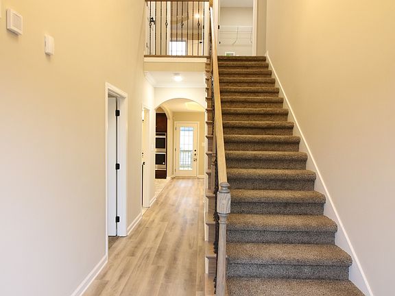 3rd image of 528 Summerfield Lot 528