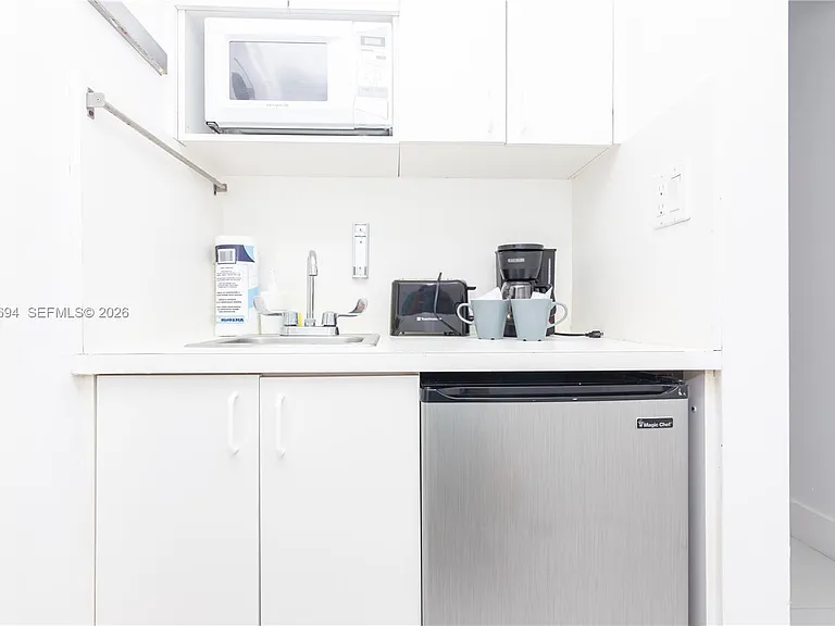 5445 Collins Ave #908 — Photo 16