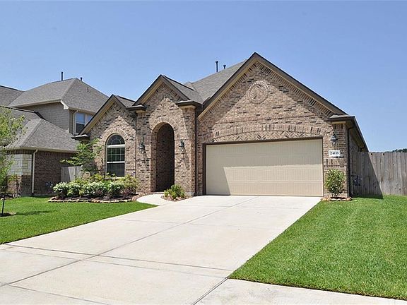2nd image of 24135 Blue Crest Dr