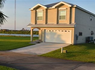 503 Marina Rd, Chalmette, LA 70043