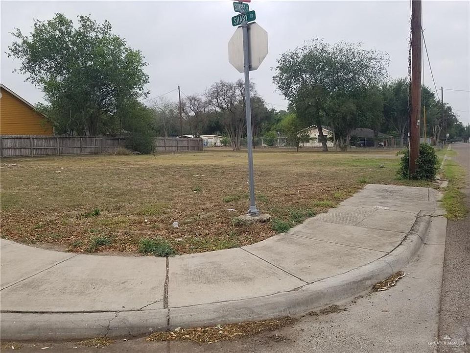 2nd image of 2122 Sunset Ln