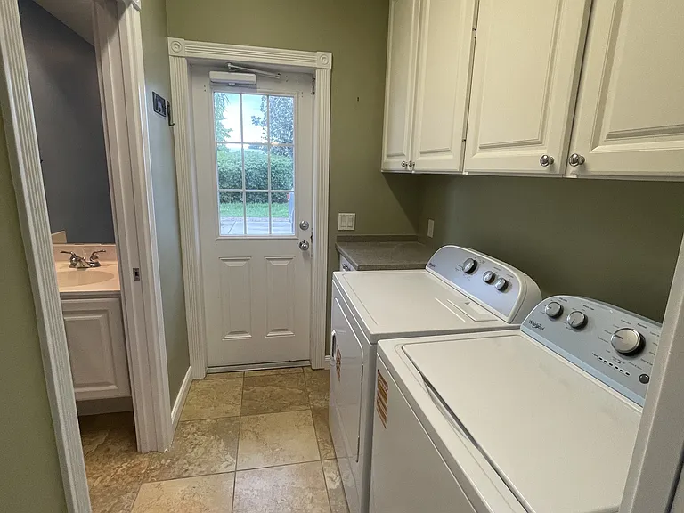 1649 Napoli Dr W #1649 — Photo 8