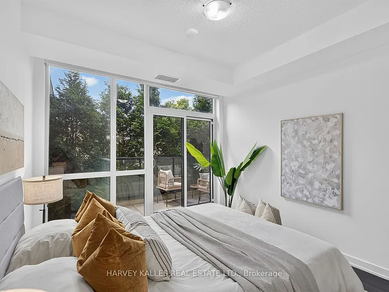 1603 Eglinton Ave W #214 — Photo 11