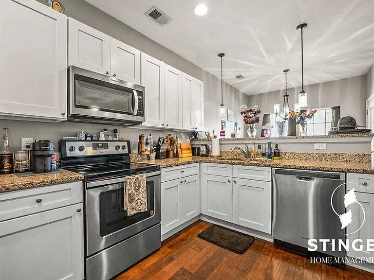 332 Dante Cir — Photo 10