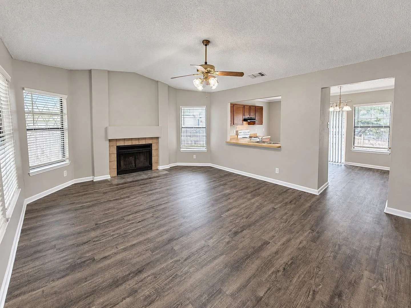 Move-In Ready 3-Bedroom, 2-Bath Single-Story Home In Northeast San Antonio! — Photo 4