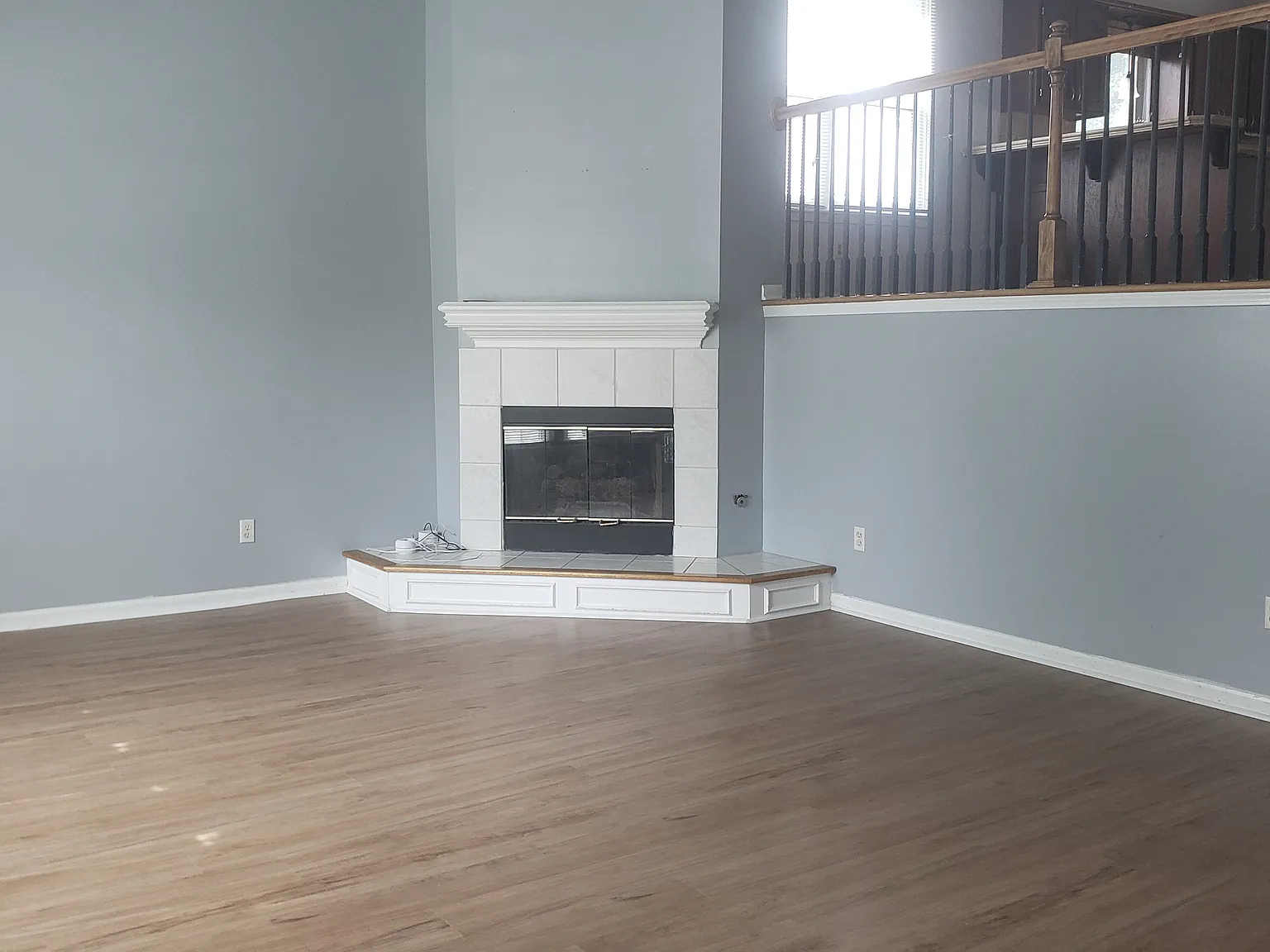 4 bed, 2388 sqft, $2,999 — Photo 3