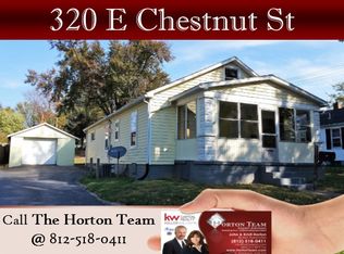 320 E Chestnut St, Boonville, IN