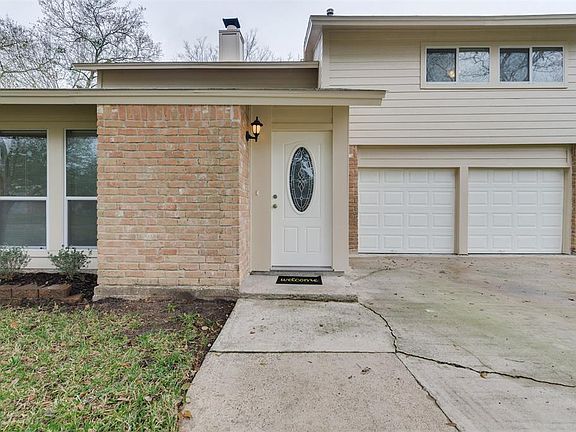 2nd image of 14515 Cypress Leaf Dr