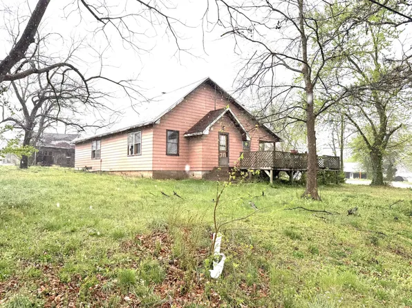 302 W 2nd Street, Mountain View, MO 65548