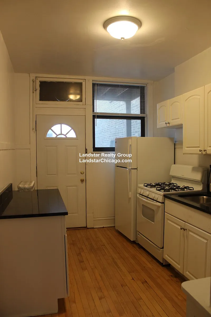 Building Photo - 4634 N Francisco Ave #3