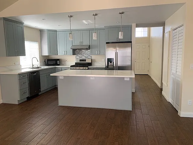 9005 Chart House St — Photo 5