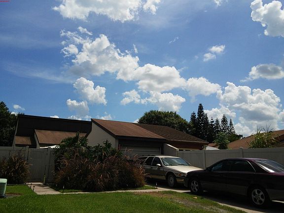 2nd image of 2921 Seven Iron Dr
