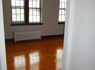 2559 Flossmoor Rd APT 305, Flossmoor, IL 60422