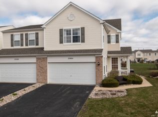 25064 S Clare Cir, Manhattan, IL 60442