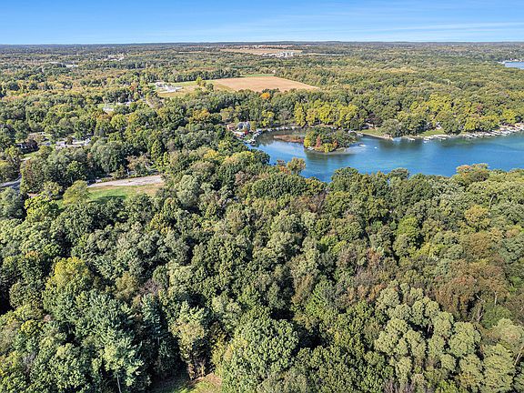 3rd image of S Gull Lake Dr