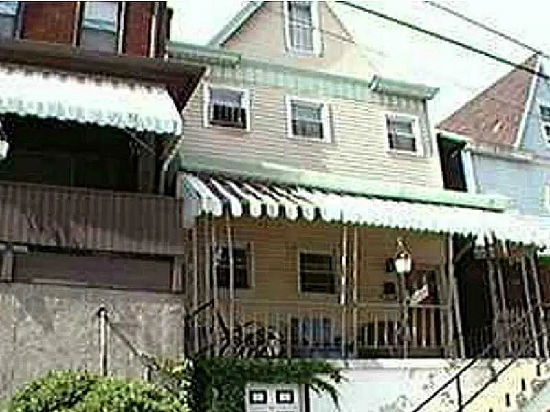 4 Gaskel St photo 1