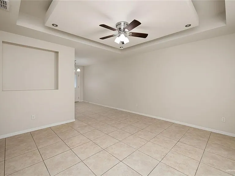 2208 Taxco Ct #4 — Photo 6