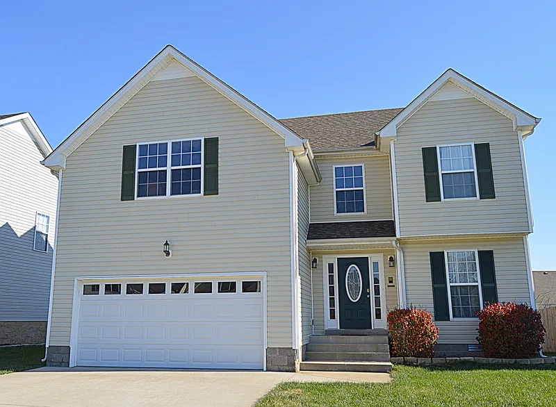 3769 Nadia Ct