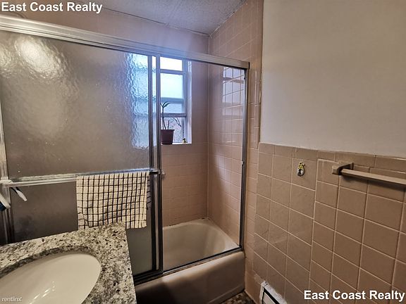250 Lionel Ave. #Unit D Waltham Shared Unit Photo 4