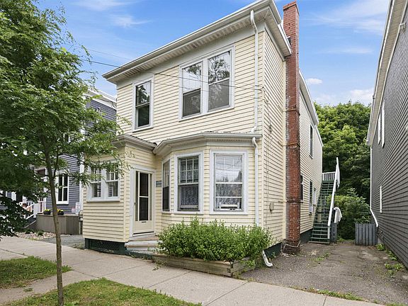 2nd image of 1747 Vernon St