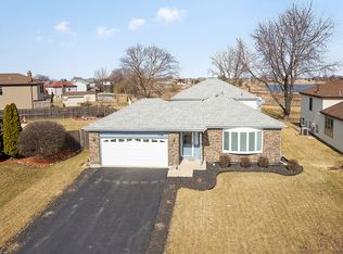 7736 W Frankfort Square Rd, Frankfort, IL 60423