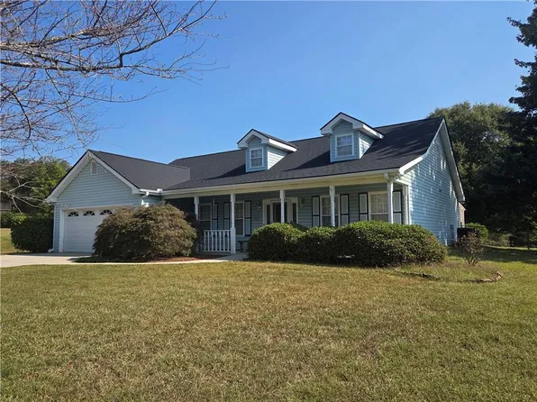 3825 Green Ave, Loganville, GA 30052