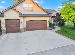 201 E Alexis Loop, Nampa, ID 83686