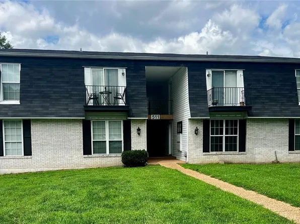 511 Monroe St APT 3, Pacific, MO 63069