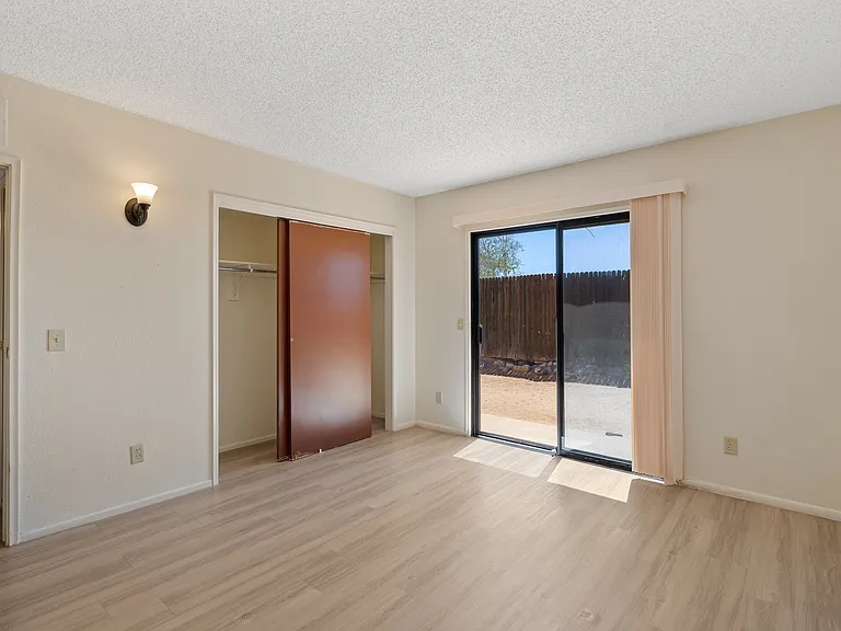 3819 E Glenn St #1 — Photo 2