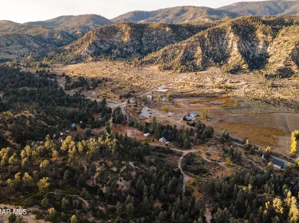 12260 Boy Scout Camp Rd, Frazier Park, CA 93225