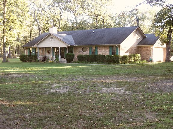 3rd image of 1515 Cypress Dr