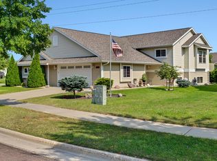 1561 Birka Ln, Onalaska, WI 54650