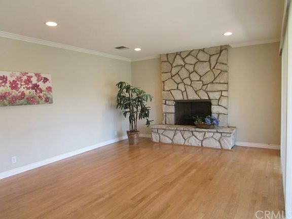 3rd image of 3593 Verdugo Vista Ter