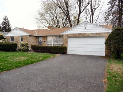 825 Lopatcong St, Belvidere, NJ, 07823