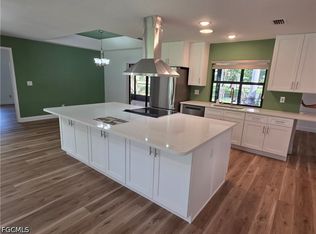 1250 Riverbend Dr, Labelle, FL 33935