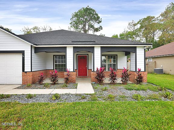 3rd image of 9068 CASTLE ROCK Drive
