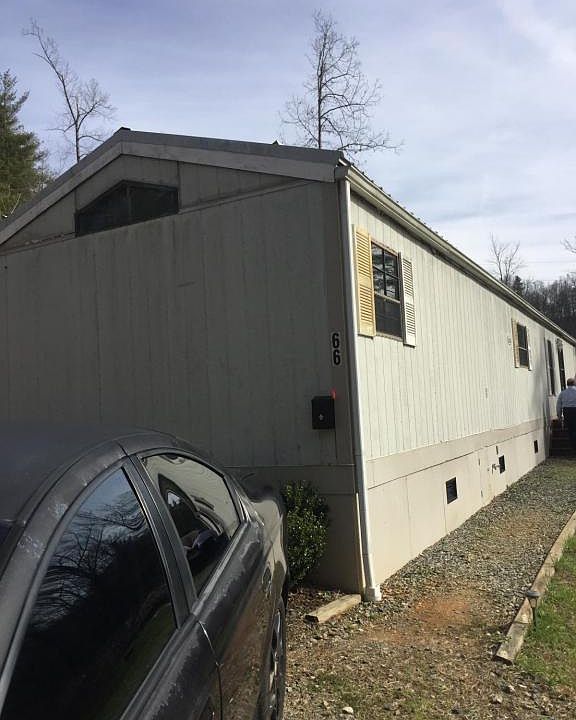 1st image of 66 Pinnacle Dr