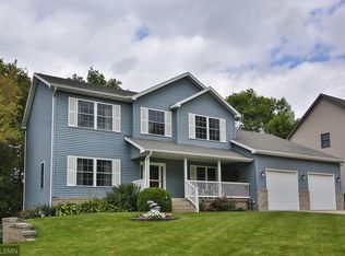 1301 Eagle Ridge Dr, Saint Joseph, MN 56374