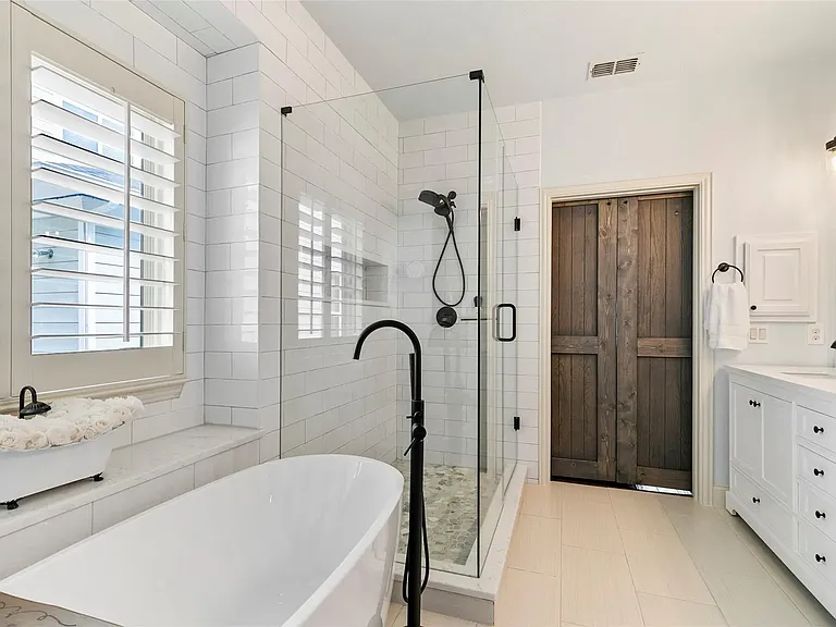 1007 Charleston Ln — Photo 22