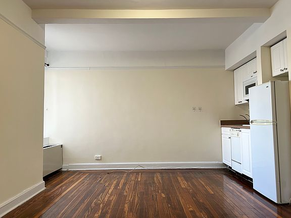 4th image of 5 Tudor City Pl APT 2030