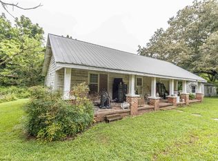 1386A Elvin Weeks Rd, Bethel Springs, TN 38315