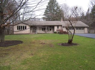 78 Smith Rd, Pittsford, NY 14534