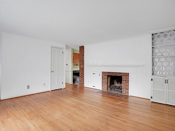 4th image of 1318 Pierce Ave