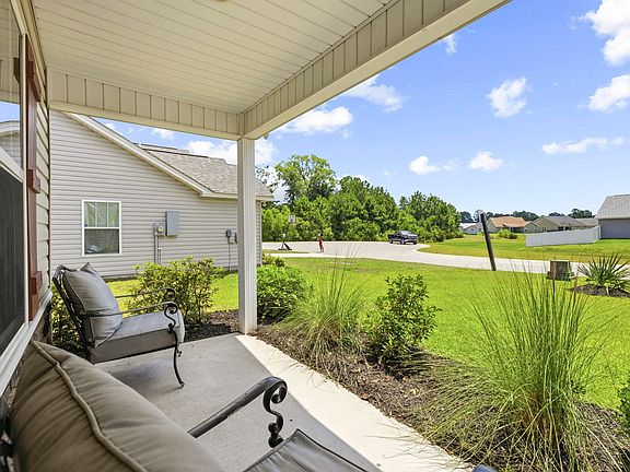2nd image of 912 Cygnet Dr.