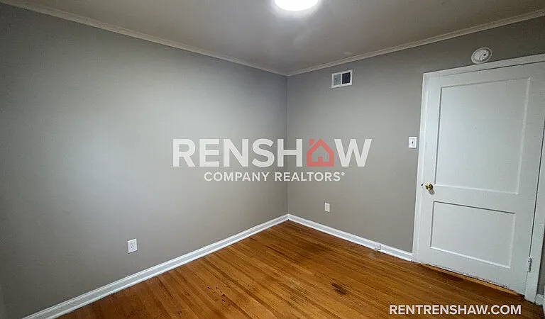 4667 Violet Ave — Photo 8