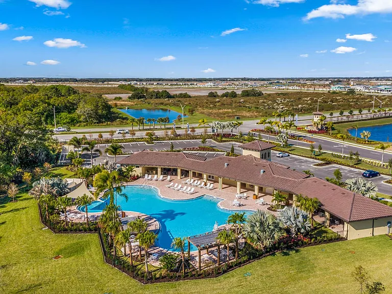 17213 Harvest Moon Way — Photo 44